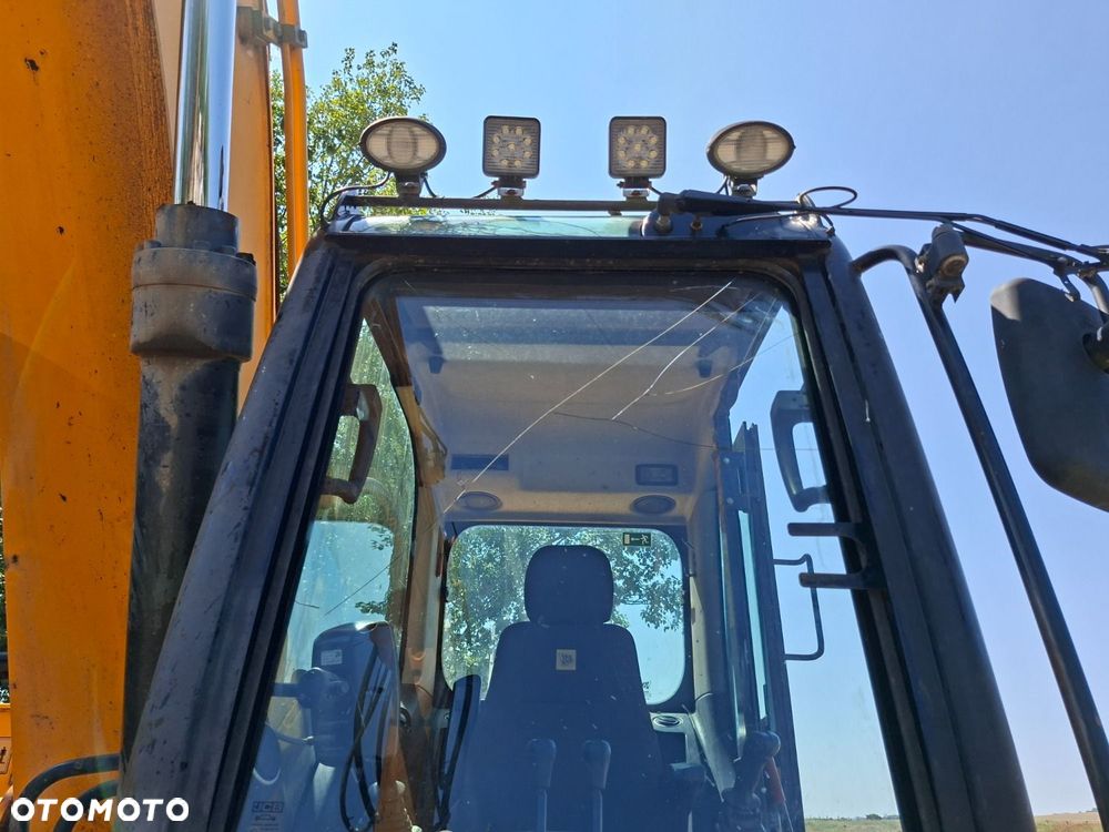 JCB Js 210 Lc - 32