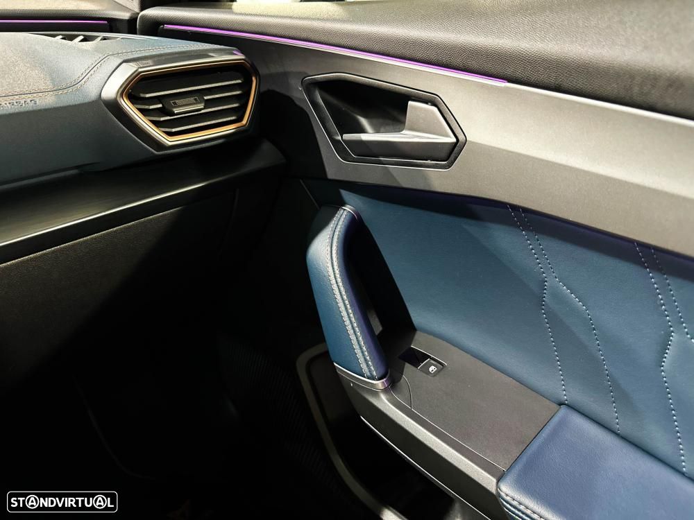 Cupra Formentor 1.4 e-Hybrid DSG VZ - 32