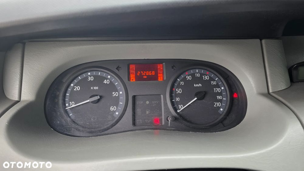 Renault Trafic - 12