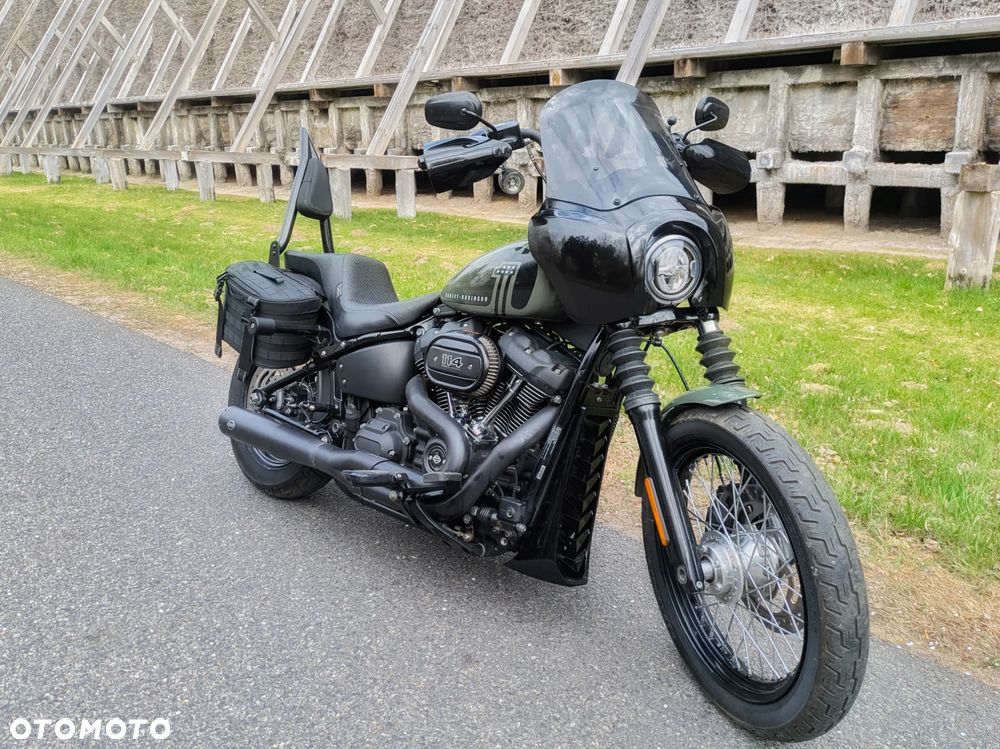 Harley-Davidson Softail Street Bob - 1
