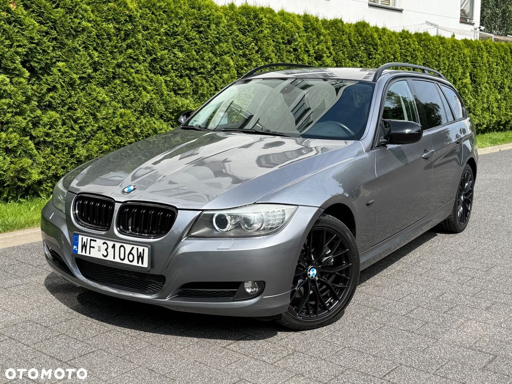 BMW Seria 3 325i xDrive - 1