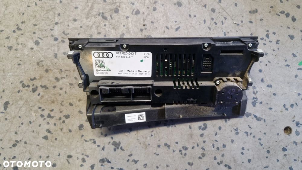 AUDI A4 B8 PANEL NAWIEWU KLIMATYZACJI 8T1820043T - 2