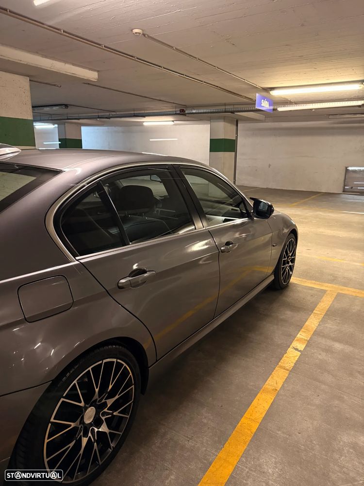 BMW 318 d - 18