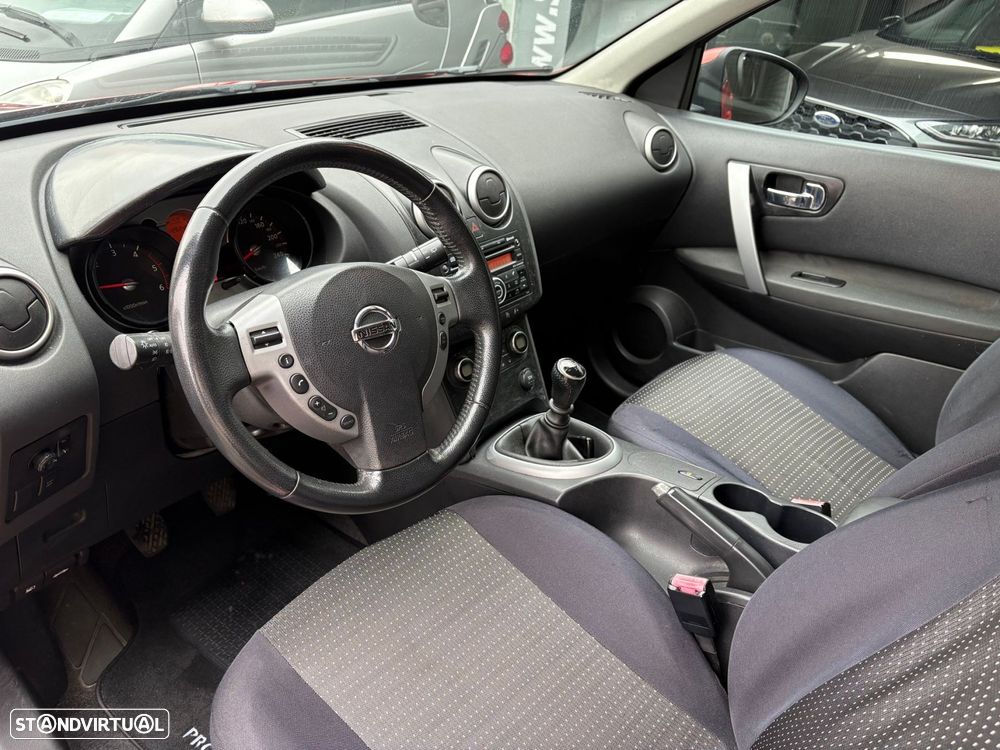 Nissan Qashqai 1.5 dCi Visia AC - 4