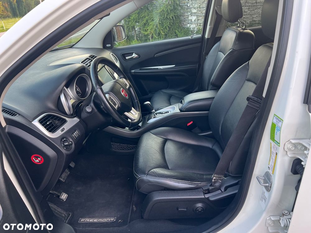 Fiat Freemont 2.0 Multijet Lounge AWD - 11