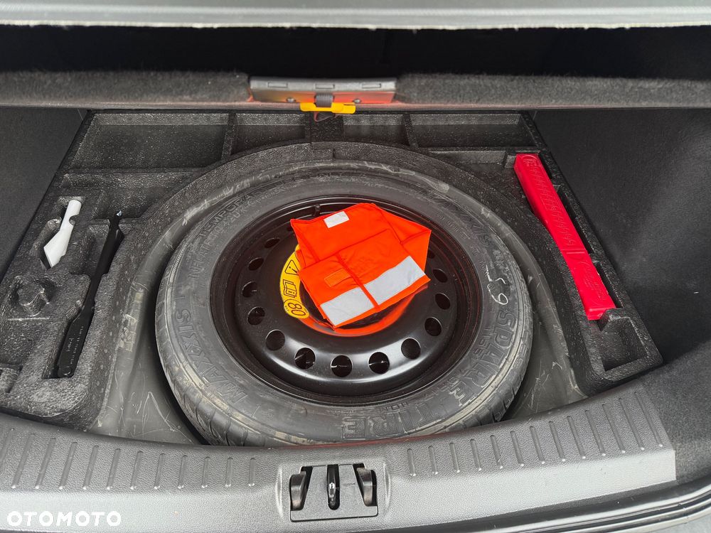 Ford Kuga 1.5 EcoBoost 2x4 Business Edition - 8