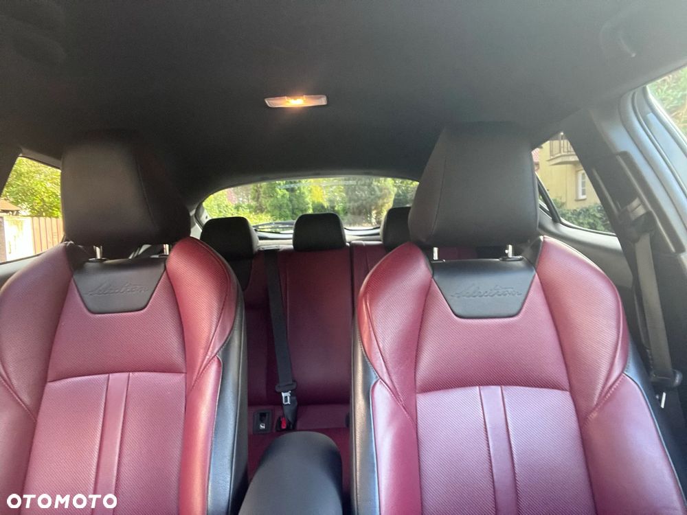 Toyota C-HR 1.8 Hybrid Selection - 7