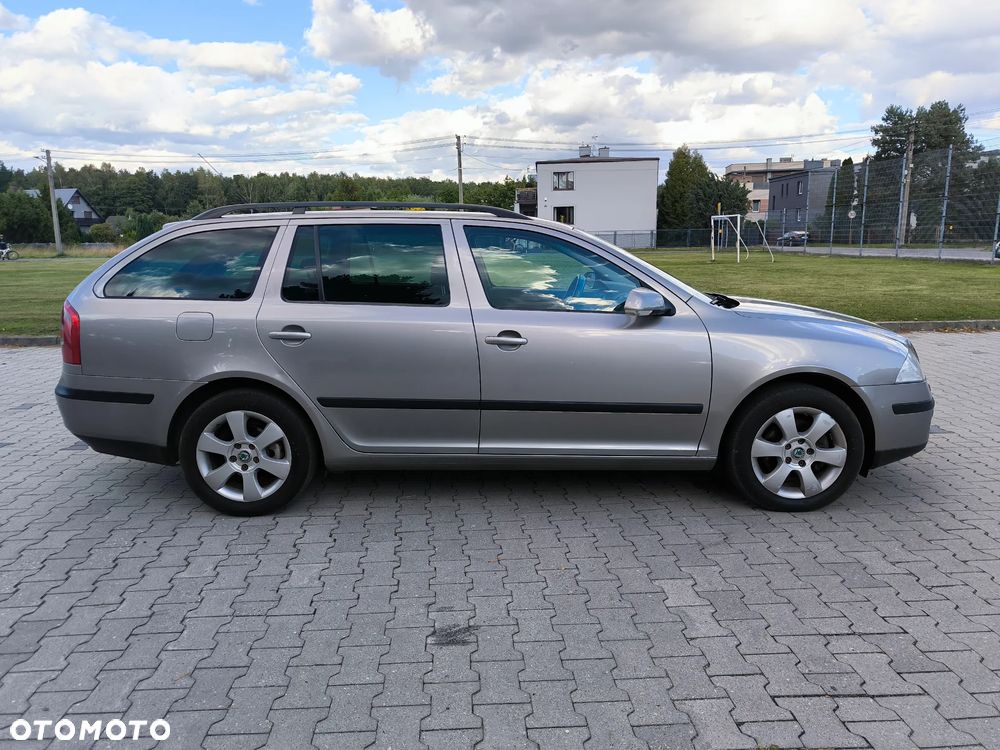Skoda Octavia 2.0 TDI Elegance - 4