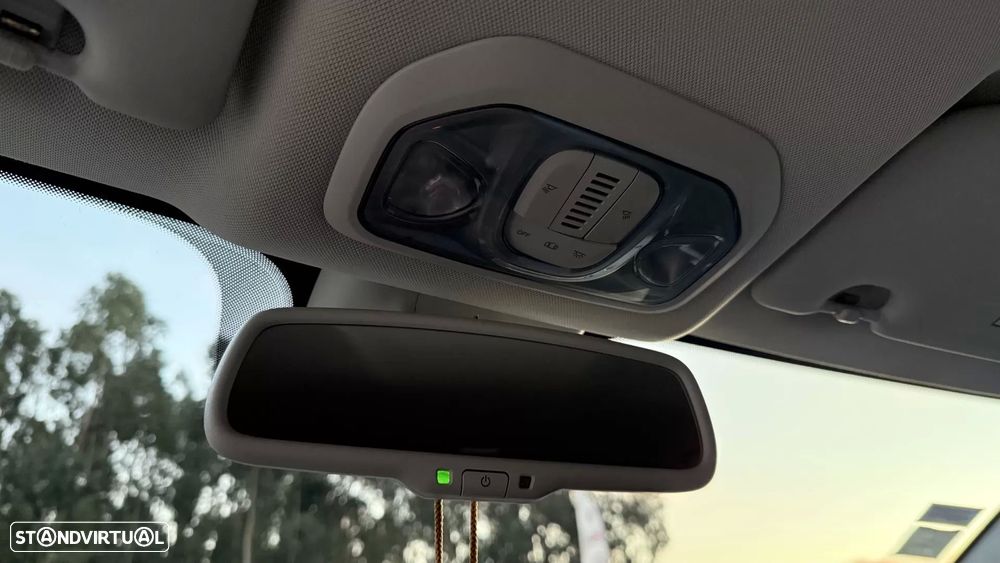 Fiat Tipo Station Wagon 1.3 M-Jet Lounge Tech - 31