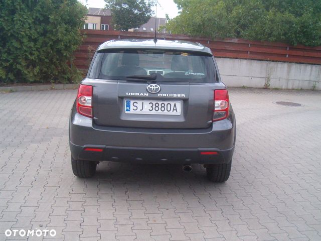 Toyota Urban Cruiser - 6