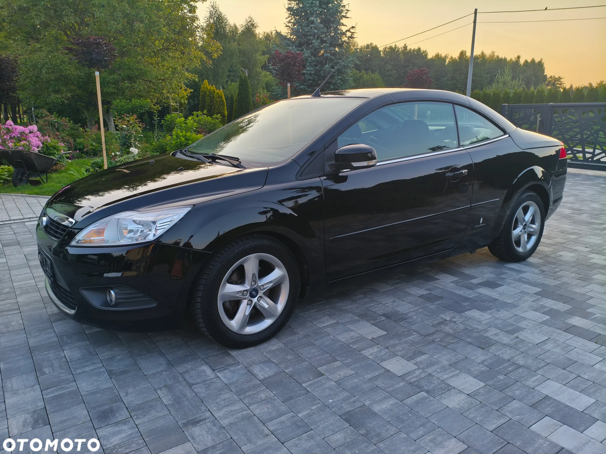 Ford Focus Coupe-Cabriolet 1.6 16V Trend - 10