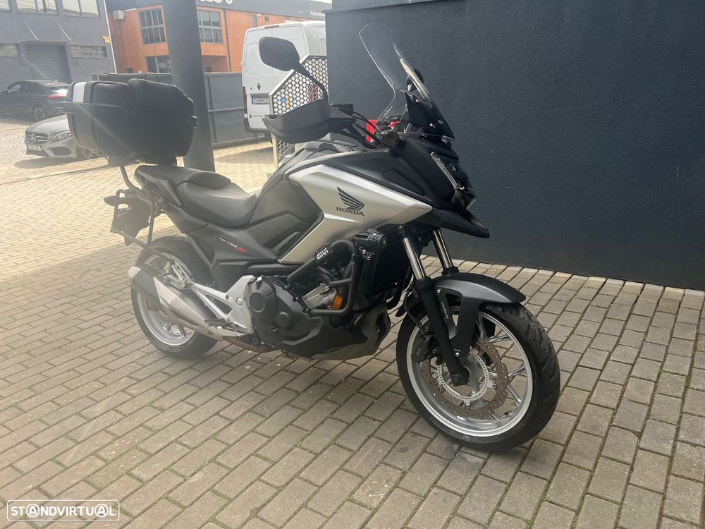 Honda NC750X - 4