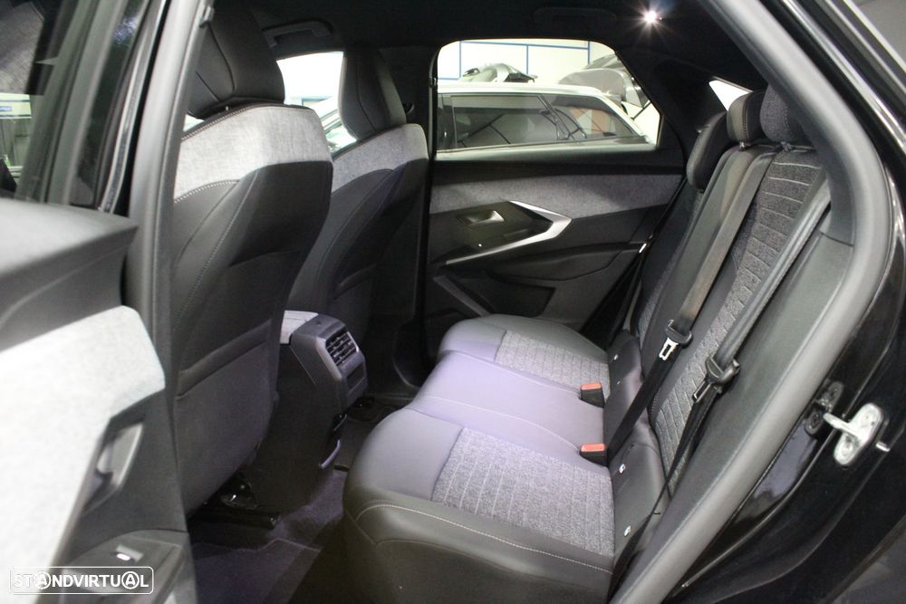Peugeot 3008 1.2 Hybrid Allure Pack e-DCS6 - 8