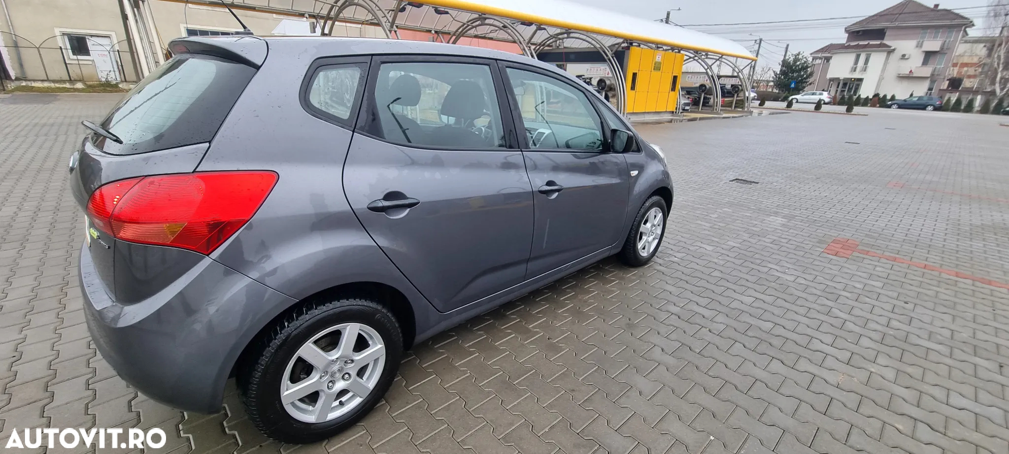 Kia Venga 1.4 CVVT Attract - 12