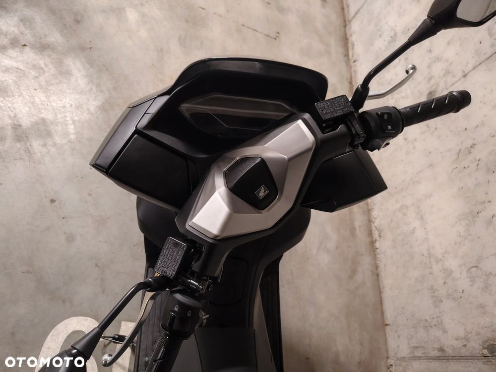 Honda PCX - 3