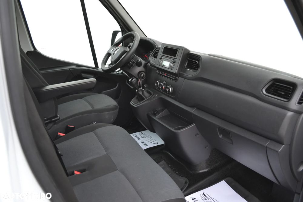 Renault Master DOKA 7 LOCURI - 24