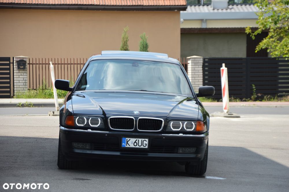 BMW Seria 7 740i - 9