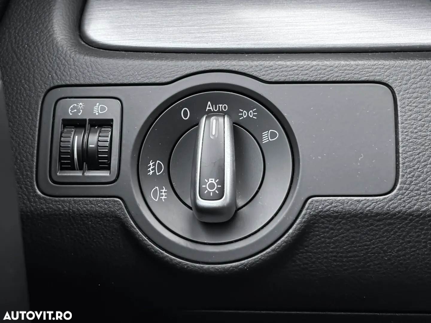 Volkswagen Passat - 13