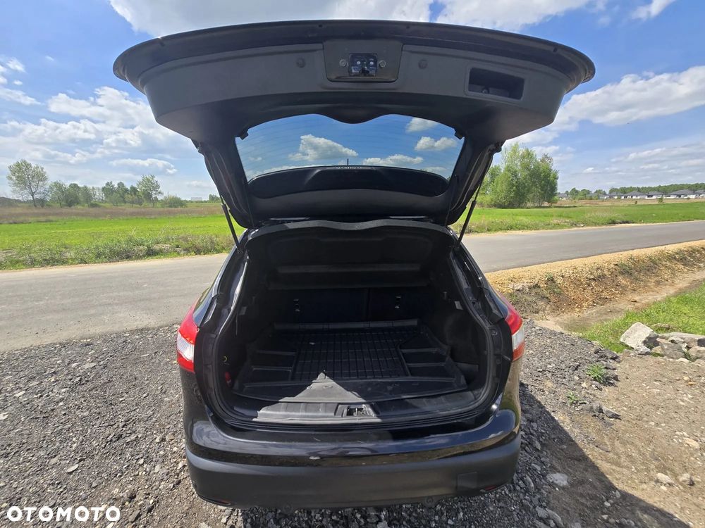 Nissan Qashqai 1.5 dCi Tekna+ - 16