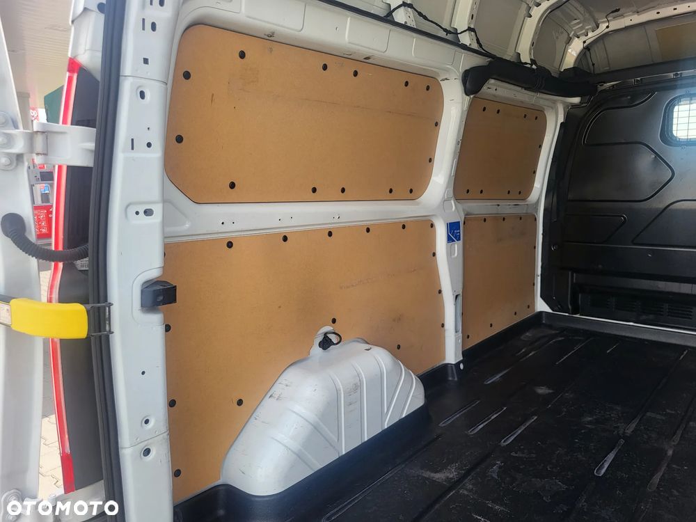 Ford Transit Custom - 34