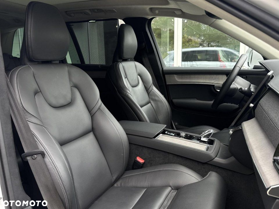 Volvo XC 90 - 17