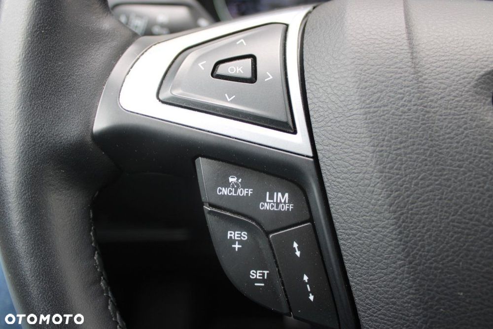 Ford S-Max - 26