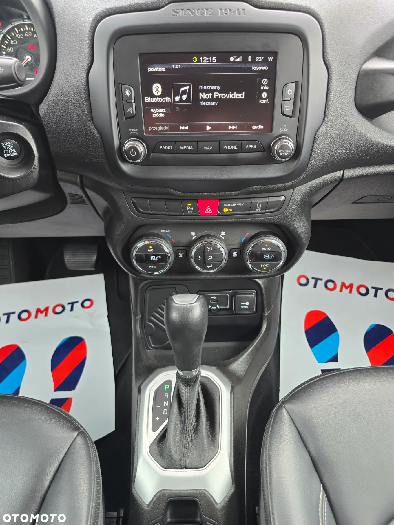 Jeep Renegade 1.4 MultiAir Limited FWD S&S - 32