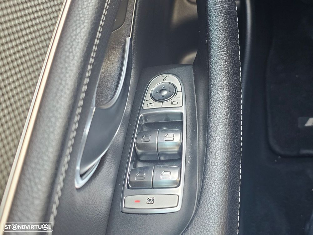 Mercedes-Benz E 350 d AMG 4-Matic - 23