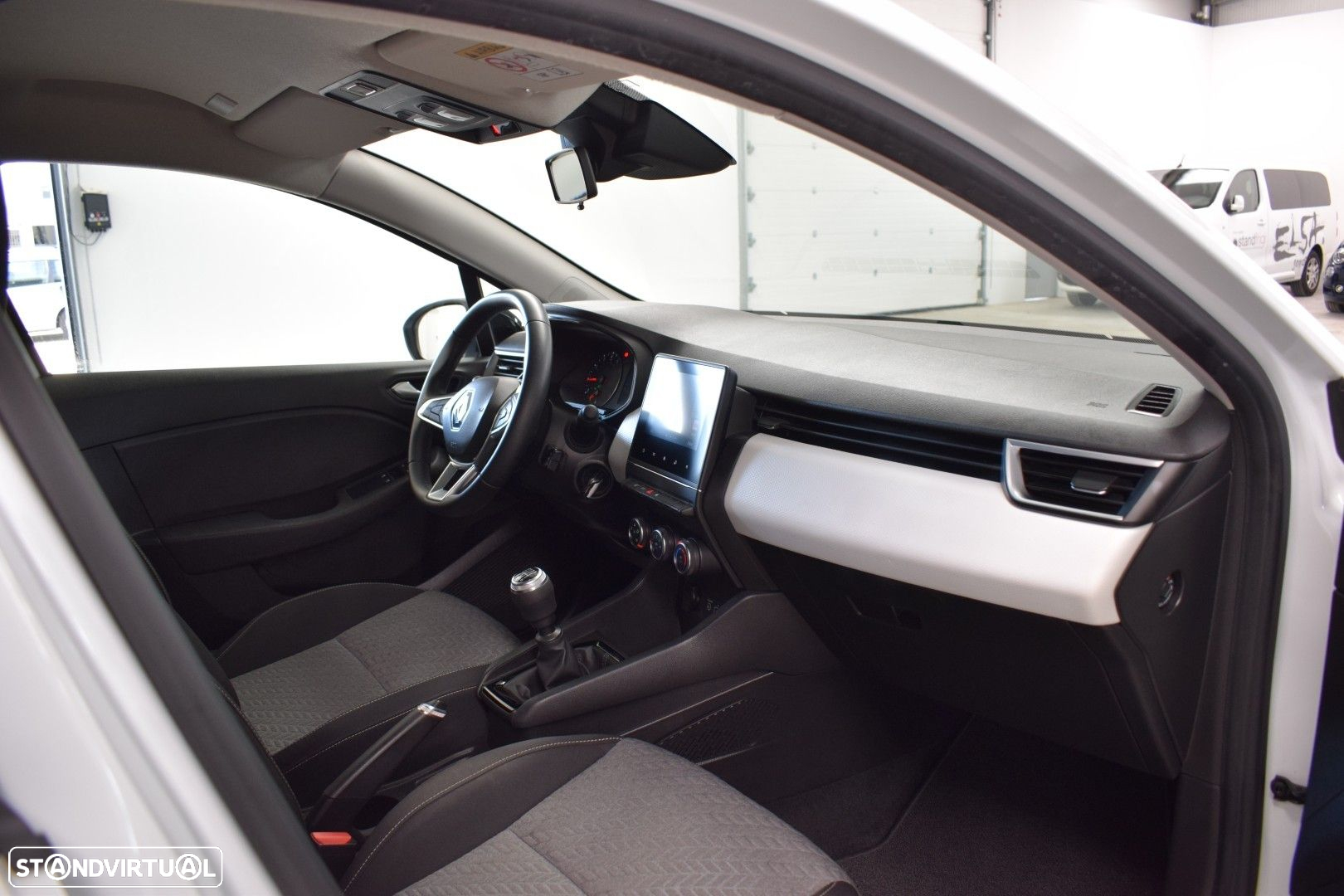 Renault Clio - 37