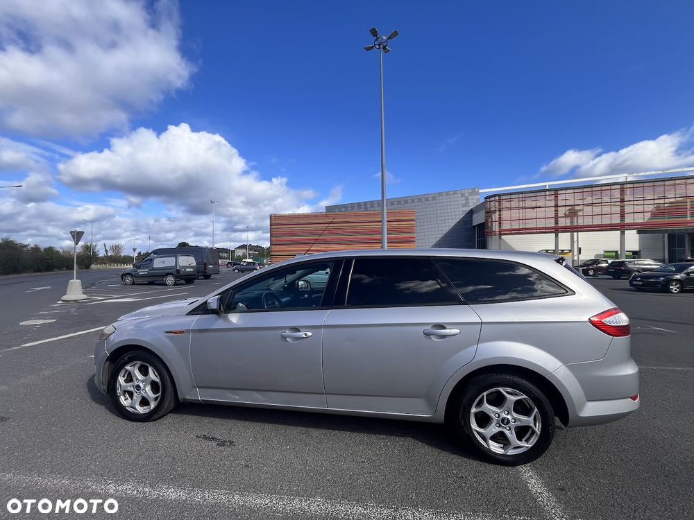Ford Mondeo 1.8 TDCi Titanium - 26