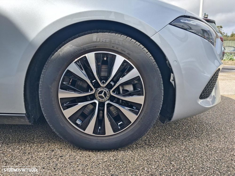 Mercedes-Benz A 200 Standard - 4