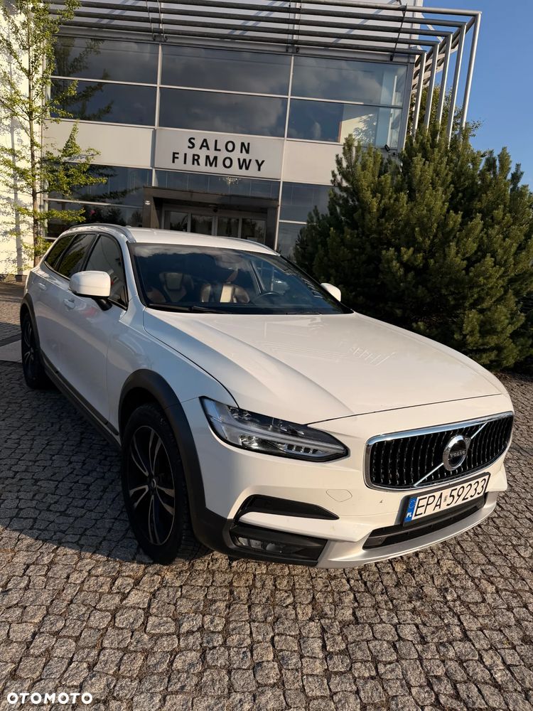 Volvo V90 Cross Country D5 SCR AWD - 2
