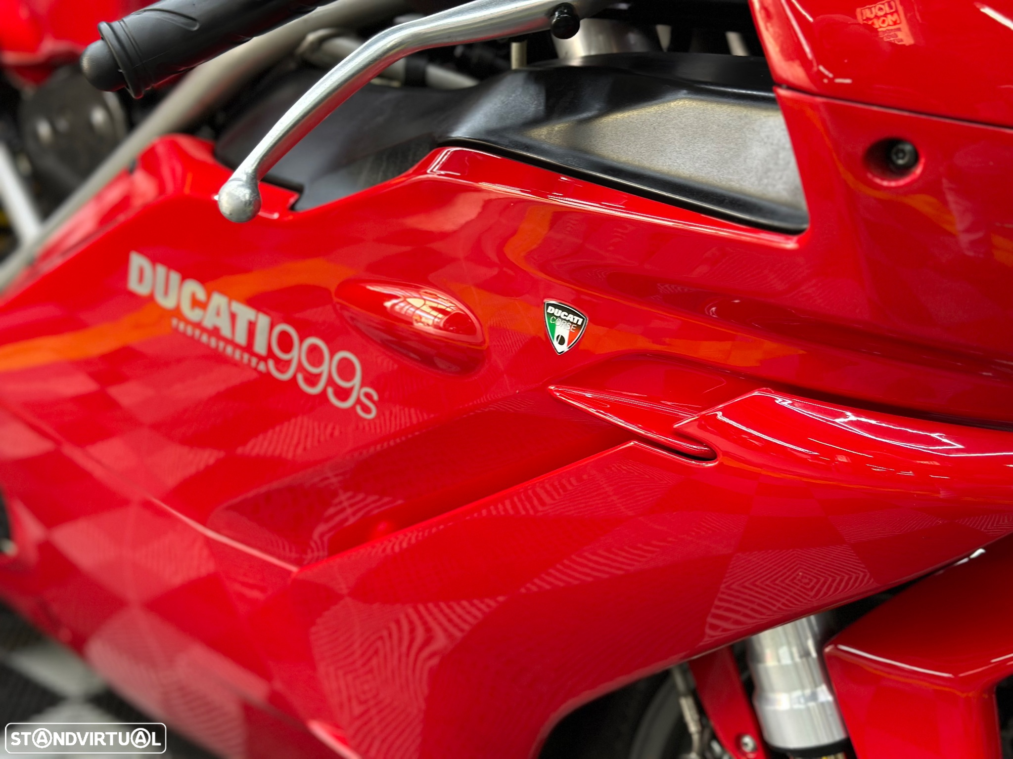 Ducati 999 S Superbike - 12