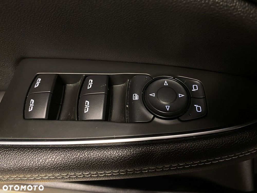 Opel Insignia - 33