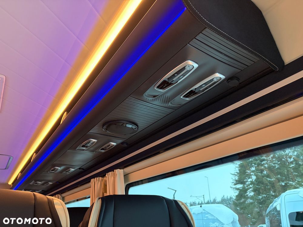 Mercedes-Benz Sprinter 519 - 11