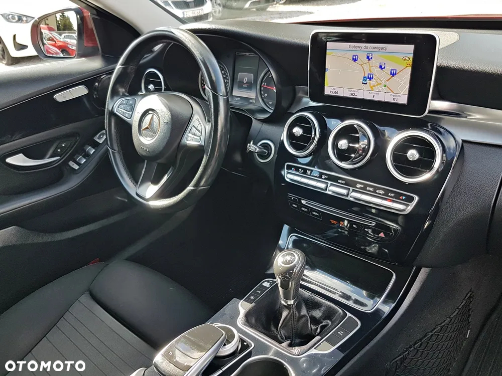 Mercedes-Benz Klasa C 200 (BlueTEC) d T Exclusive - 25