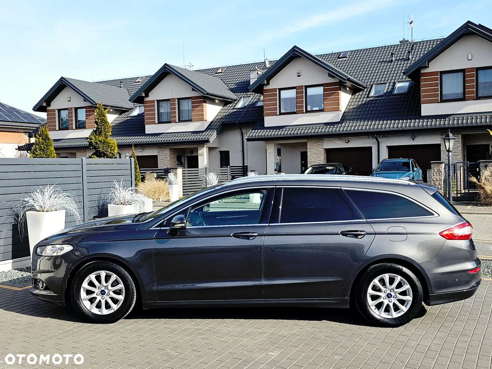 Ford Mondeo SW 1.6 TDCi ECOnetic S&S Titanium - 10