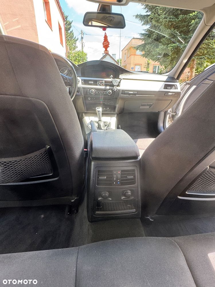 BMW Seria 3 318i - 13