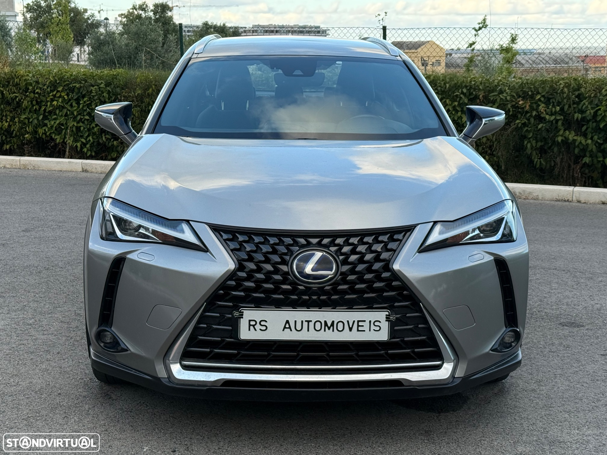 Lexus UX 250h Business - 12