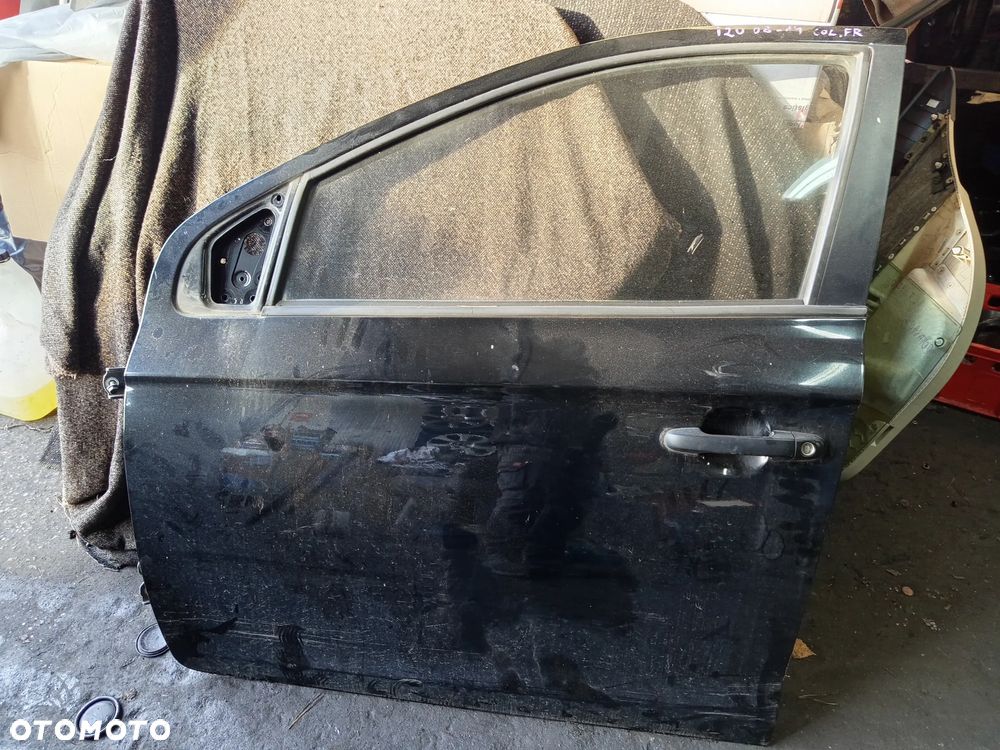 HYUNDAI I20 08-14 OSPRZĘT DRZWI LEWE PRZEDNIE SZYBA PODNOŚNIK ZAMEK BOCZEK KLAMKA - 1