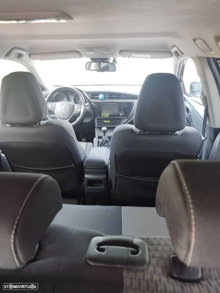 Toyota Auris Touring Sports 1.4 D-4D Active - 5