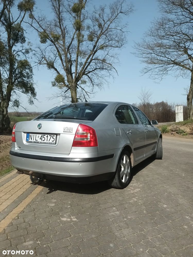 Skoda Octavia 2.0 TDI Ambiente - 23