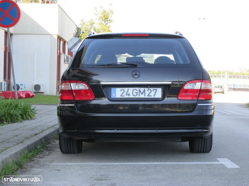 Mercedes-Benz E 220 CDI Avantgarde - 25