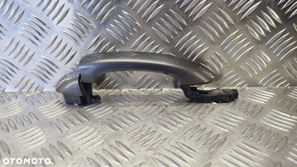 VW TOUAREG 7P II 10-18 KLAMKA KEYLESSGO KESSY LM7W PRAWA 7P6837206F LEWA 7P6837205F - 10