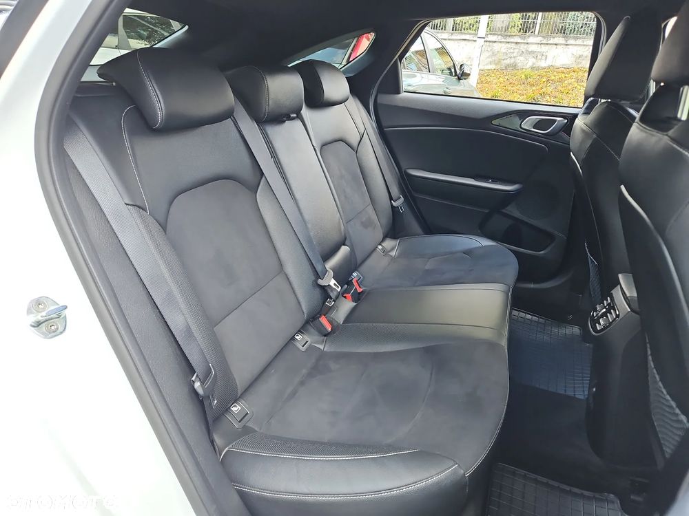 Kia ProCeed 1.5 T-GDI mHEV GT Line DCT - 25