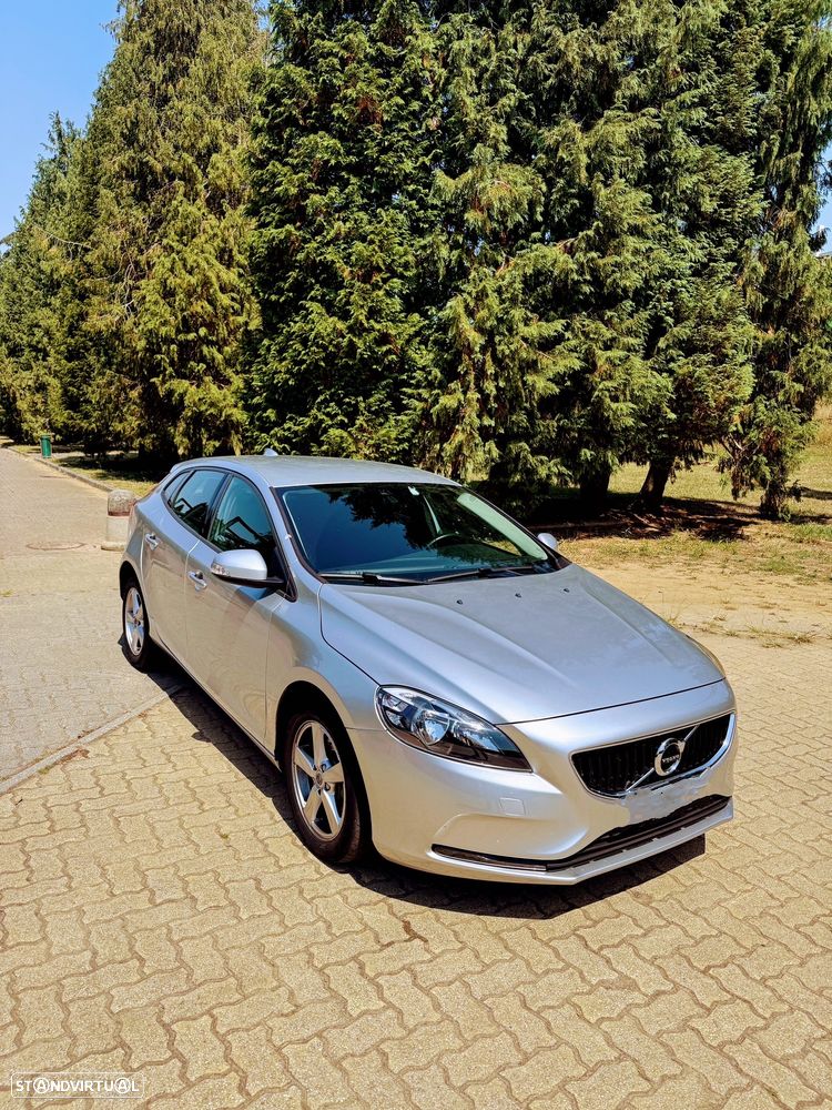 Volvo V40 2.0 D2 Inscription Geartronic - 1