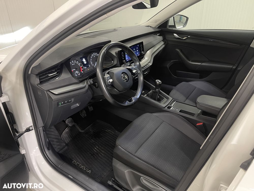 Skoda Octavia 2.0 TDI Ambition - 5