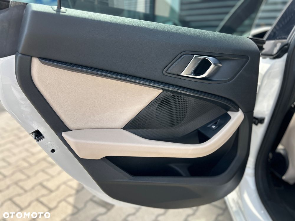 BMW Seria 2 - 26