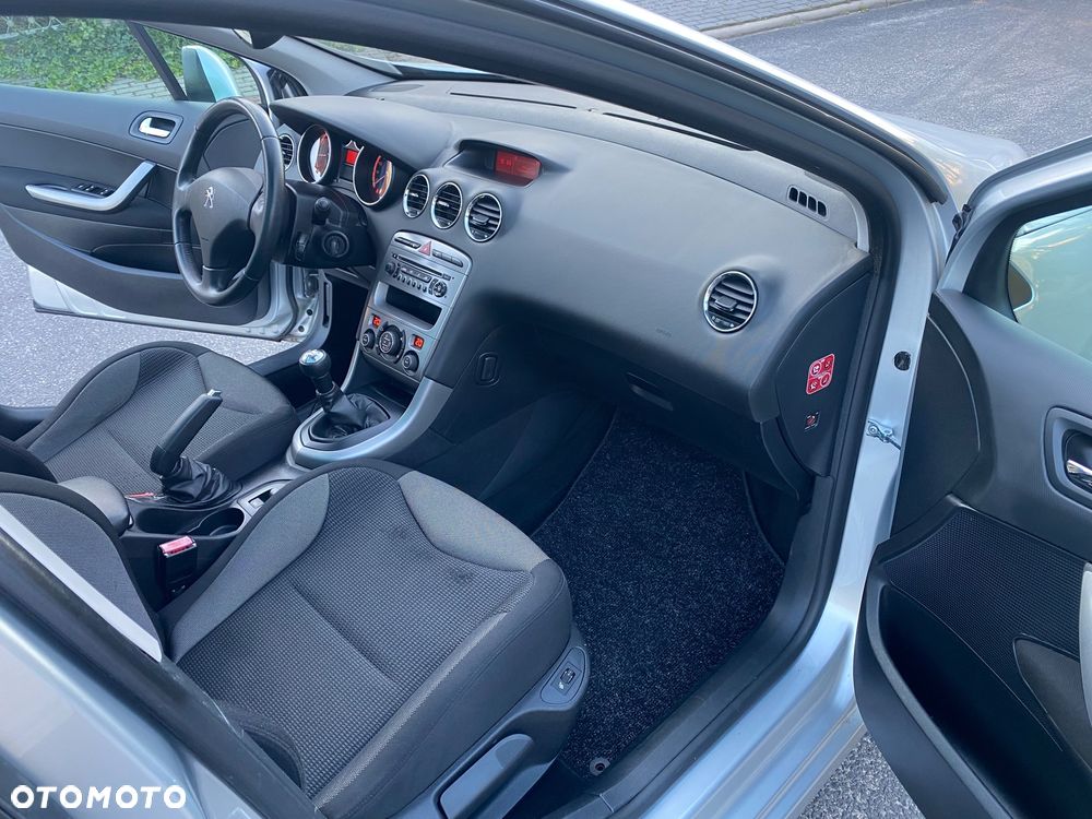 Peugeot 308 - 26
