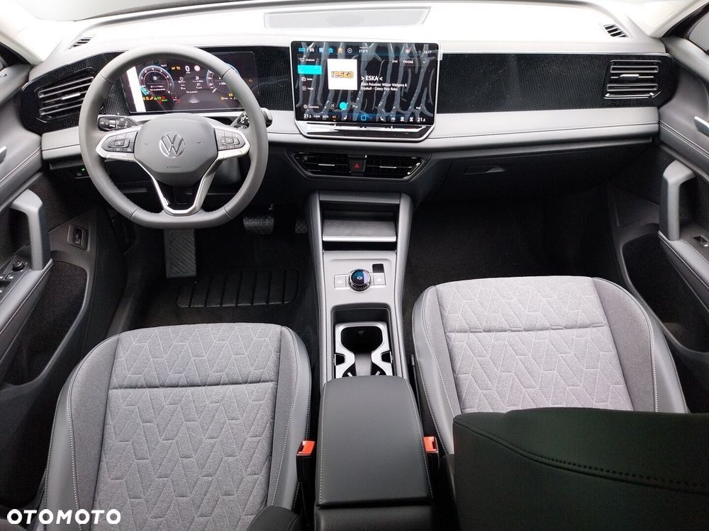Volkswagen Tiguan - 23